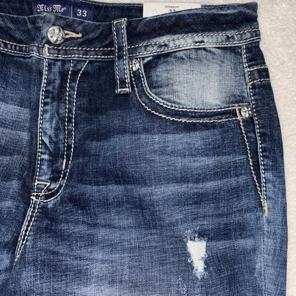 NWT Miss Me Jeans Curvy Fit Straight Mid Rise 33 X 32 Women's Jeans Distressed - Picture 5 of 16